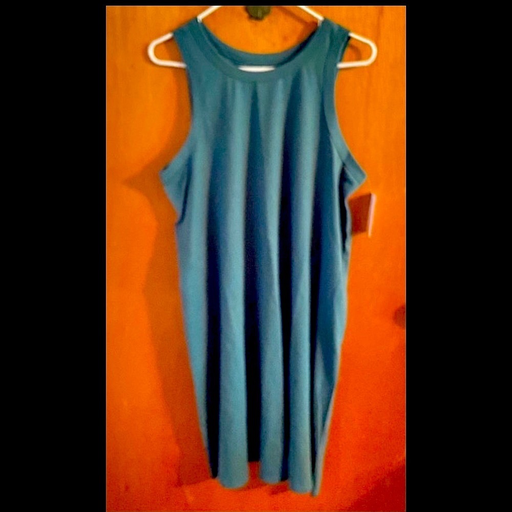 NWT*Sonoma High Scoop neck Swing Dress w/pockets